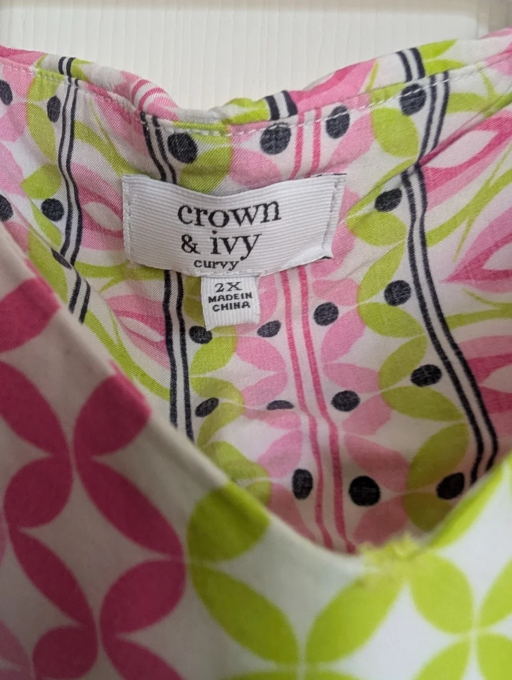 Crown & Ivy Pink and Lime Patterned Sleeveless Tank - Picture 2 of 4